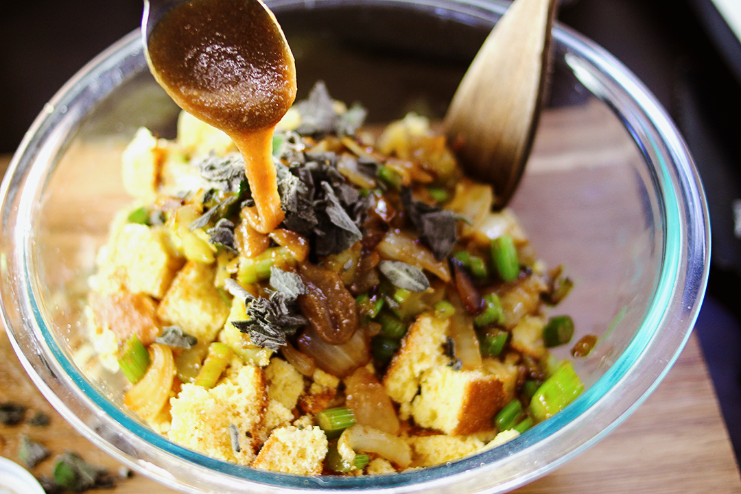 Better than Bouilon Cornbread Stuffing Recipe Step 3